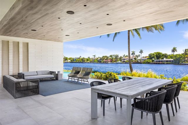 516 Mola Ave, Fort Lauderdale, FL 33301