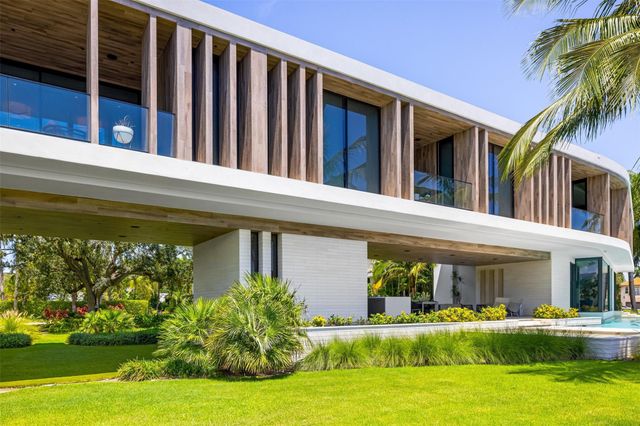 516 Mola Ave, Fort Lauderdale, FL 33301