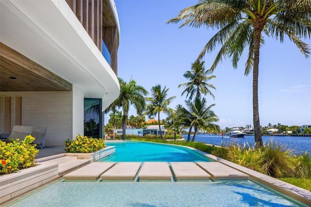 516 Mola Ave, Fort Lauderdale, FL 33301