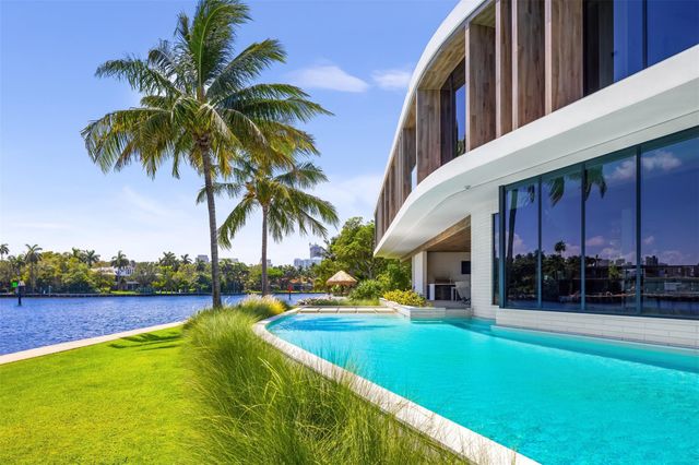 516 Mola Ave, Fort Lauderdale, FL 33301