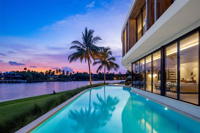 516 Mola Ave, Fort Lauderdale, FL 33301