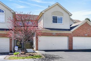 3314 Blue Ridge Drive 3314, Carpentersville, IL 60110