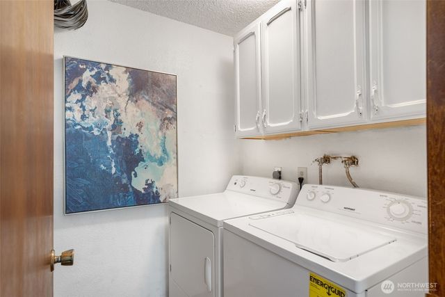 24709 13th Avenue S, Des Moines, WA 98198