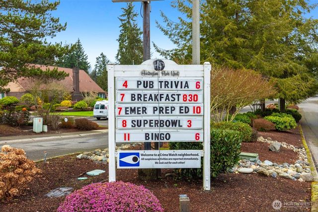 24709 13th Avenue S, Des Moines, WA 98198