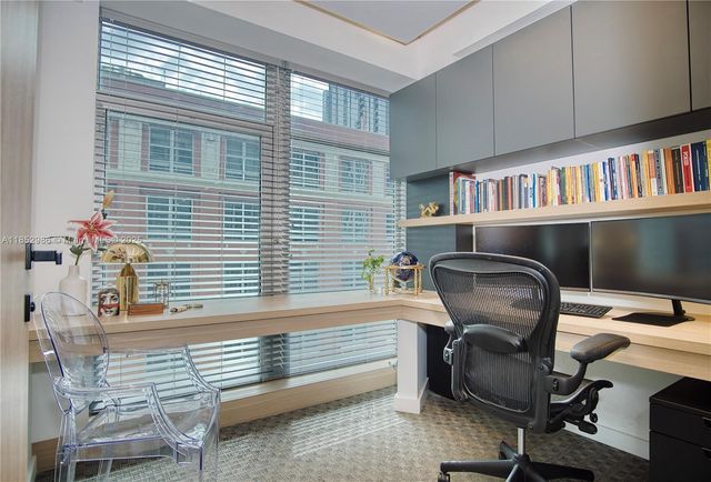 14 NE 1st Ave 900C, Miami, FL 33132