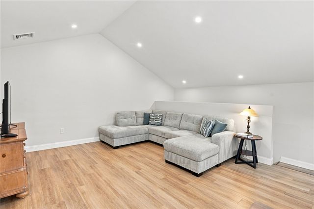 6 West Valley Circle, West Warwick, RI 02893