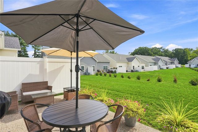 6 West Valley Circle, West Warwick, RI 02893