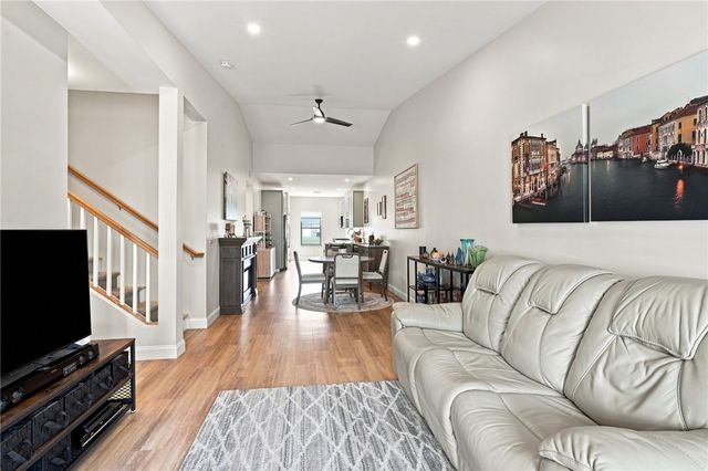 6 West Valley Circle, West Warwick, RI 02893