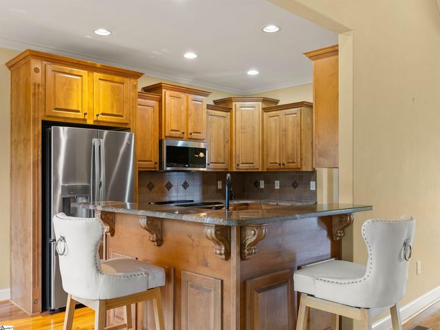 114 Royal Troon, Campobello, SC 29322