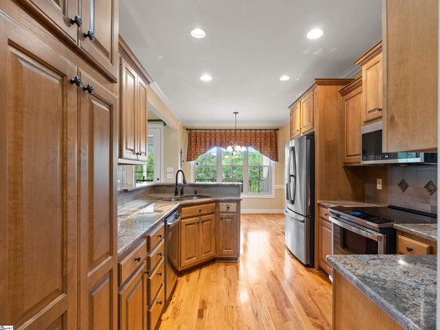 114 Royal Troon, Campobello, SC 29322