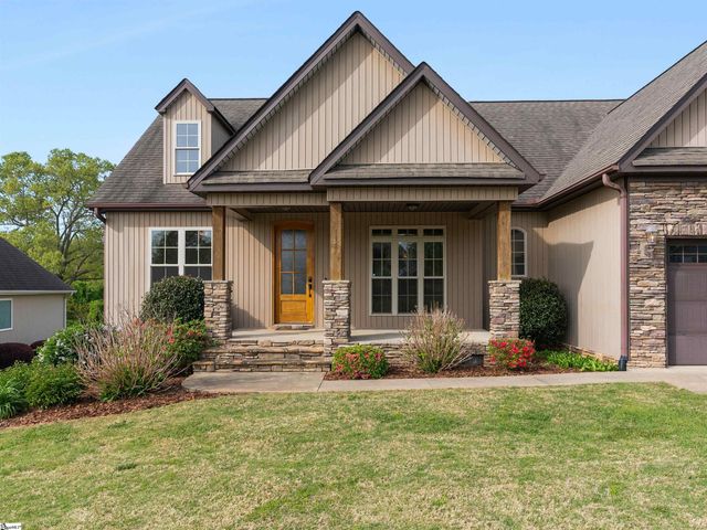 114 Royal Troon, Campobello, SC 29322