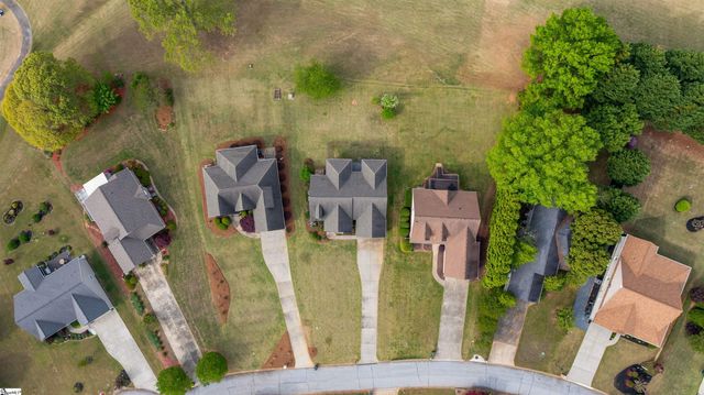 114 Royal Troon, Campobello, SC 29322