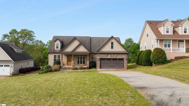 114 Royal Troon, Campobello, SC 29322