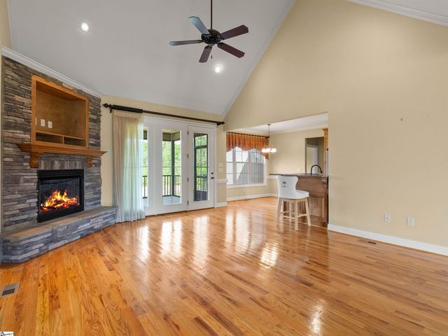 114 Royal Troon, Campobello, SC 29322