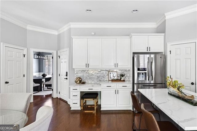 4222 Hill House Road SW, Smyrna, GA 30082