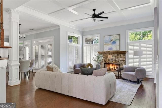 4222 Hill House Road SW, Smyrna, GA 30082