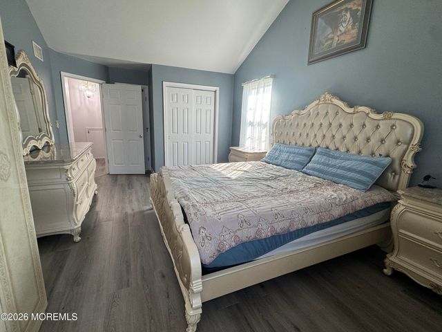 26 Gaston Street, Aberdeen, NJ 07747