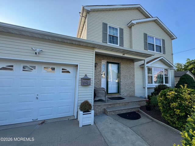 26 Gaston Street, Aberdeen, NJ 07747