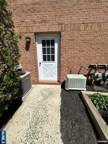 45 John Street 3A, Bloomfield, NJ 07003