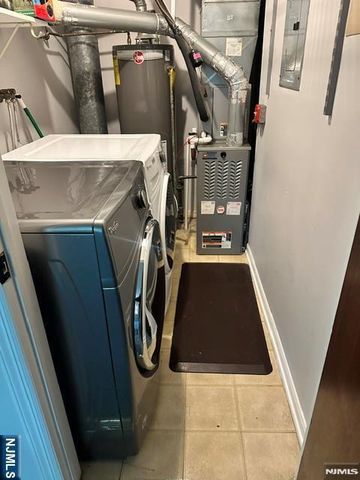 45 John Street 3A, Bloomfield, NJ 07003