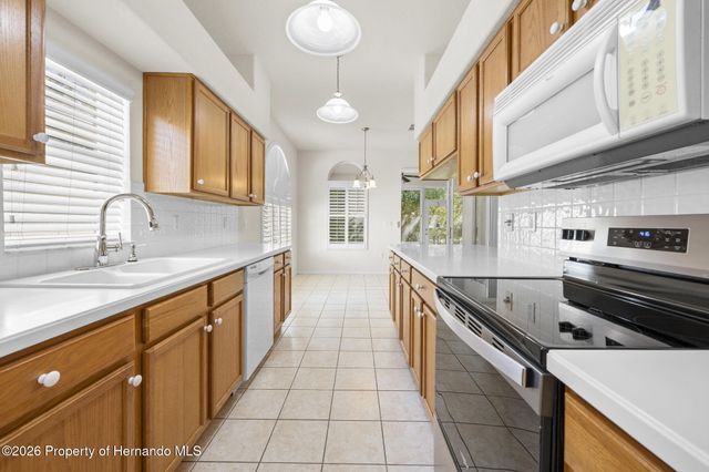 5592 Legend Hills Lane, Spring Hill, FL 34609