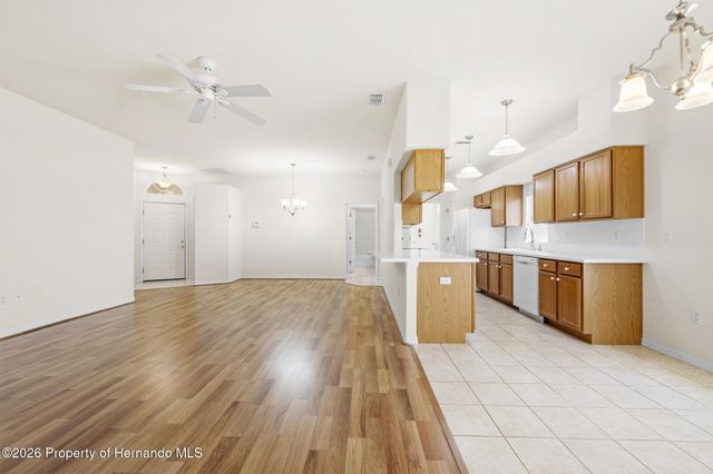 5592 Legend Hills Lane, Spring Hill, FL 34609