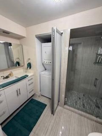 330 SE 20th Avenue 306, Deerfield Beach, FL 33441