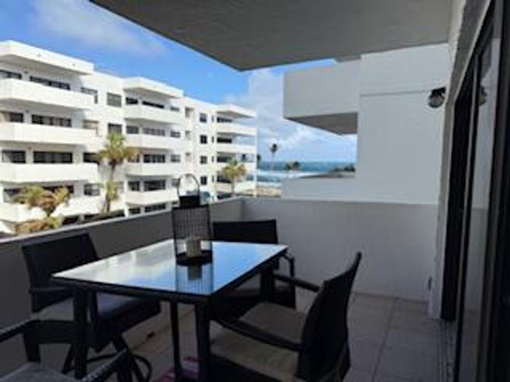 330 SE 20th Avenue 306, Deerfield Beach, FL 33441