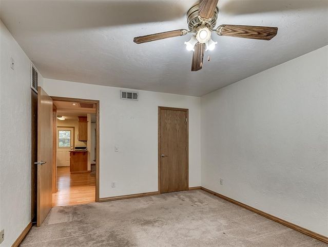 800 Cardinal Creek Boulevard C, Norman, OK 73072