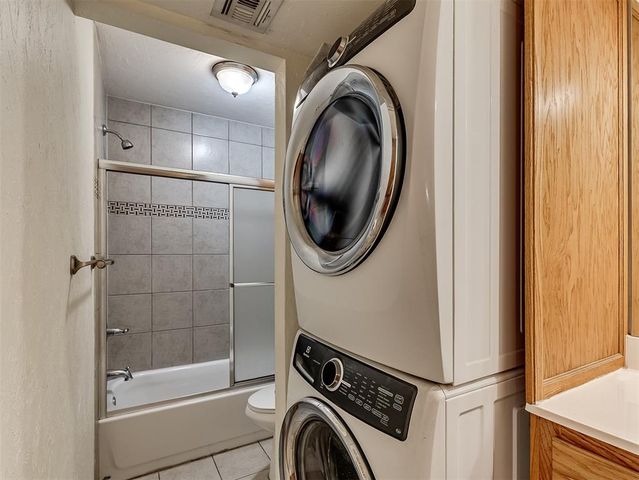 800 Cardinal Creek Boulevard C, Norman, OK 73072