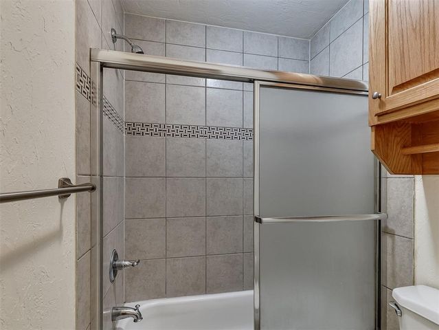 800 Cardinal Creek Boulevard C, Norman, OK 73072