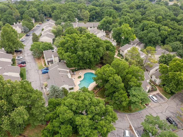 800 Cardinal Creek Boulevard C, Norman, OK 73072