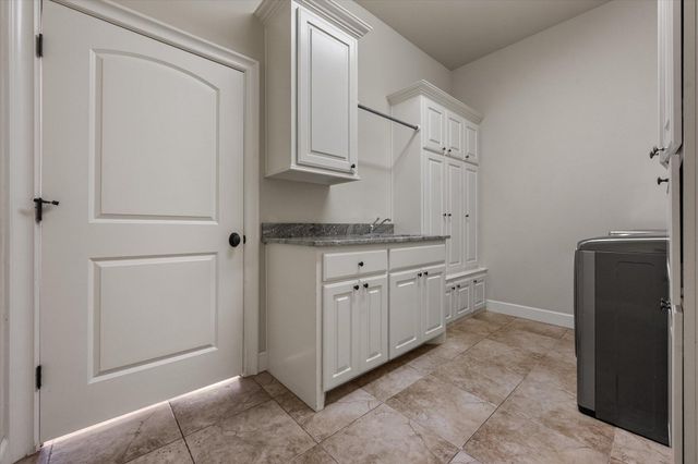 10301 Norfolk Avenue, Lubbock, TX 79423