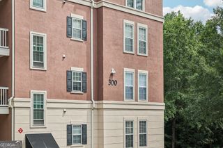 333 Ashford Circle, Atlanta, GA 30338