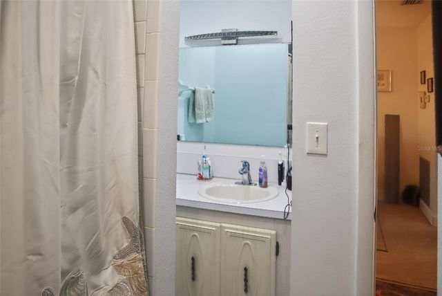 10038 62ND TERRACE N 15, St Petersburg, FL 33708