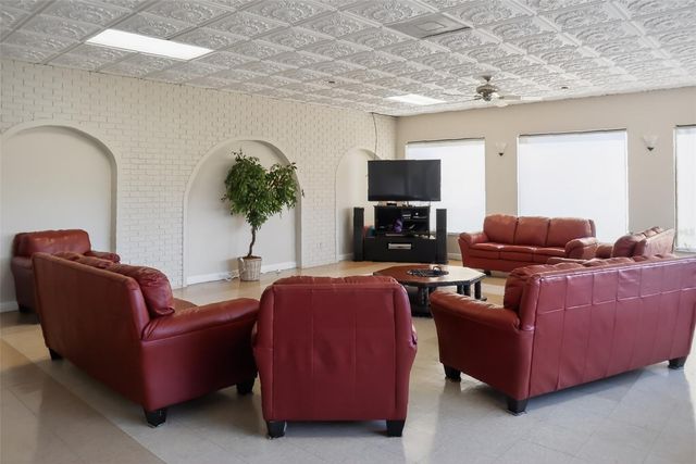 10038 62ND TERRACE N 15, St Petersburg, FL 33708