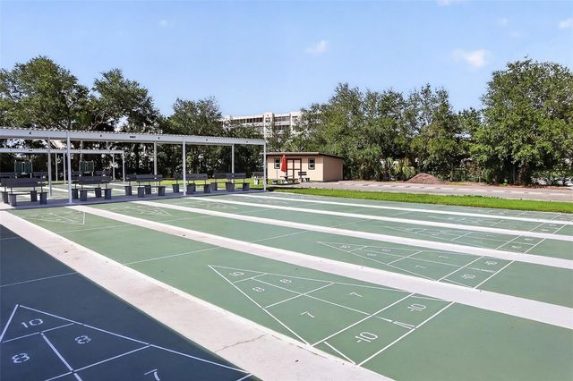 10038 62ND TERRACE N 15, St Petersburg, FL 33708