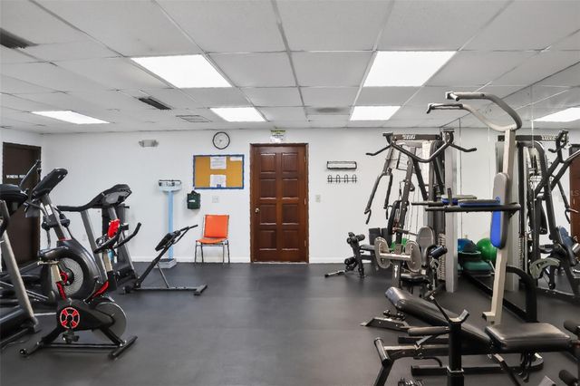 10038 62ND TERRACE N 15, St Petersburg, FL 33708