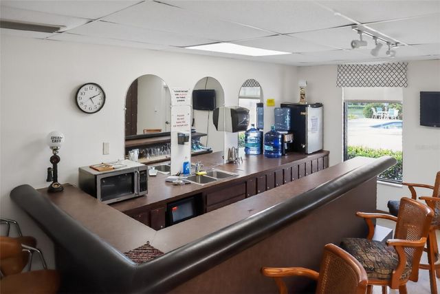 10038 62ND TERRACE N 15, St Petersburg, FL 33708