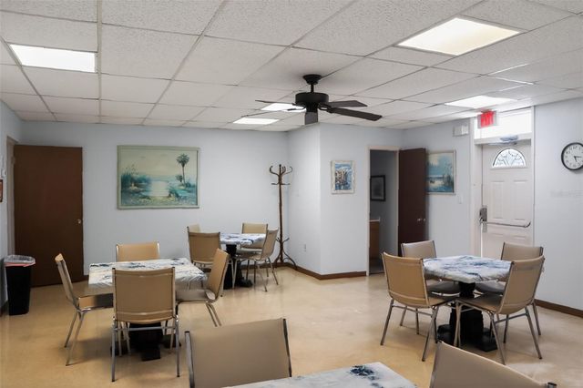 10038 62ND TERRACE N 15, St Petersburg, FL 33708