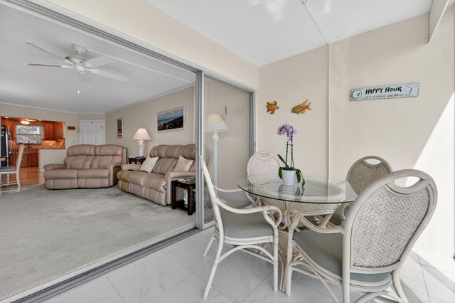 100 Wettaw Lane 6, North Palm Beach, FL 33408