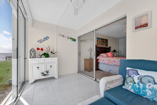 100 Wettaw Lane 6, North Palm Beach, FL 33408