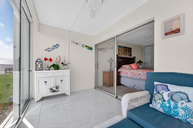 100 Wettaw Lane 6, North Palm Beach, FL 33408