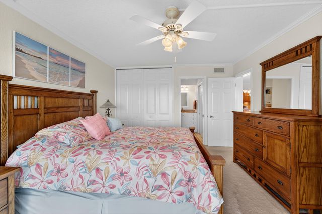 100 Wettaw Lane 6, North Palm Beach, FL 33408