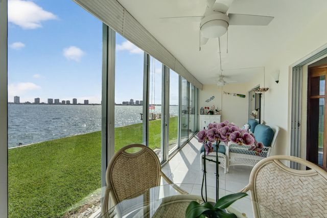 100 Wettaw Lane 6, North Palm Beach, FL 33408