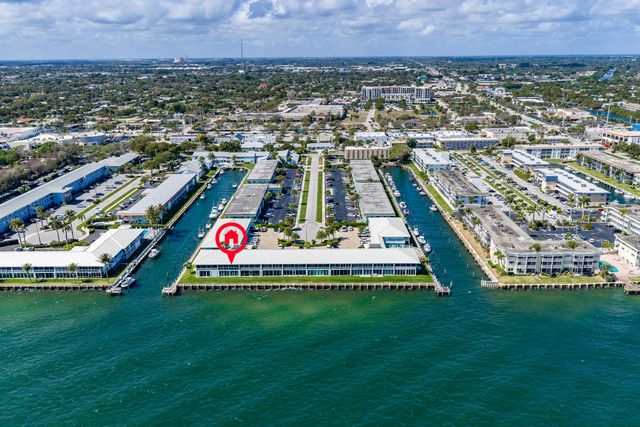 100 Wettaw Lane 6, North Palm Beach, FL 33408