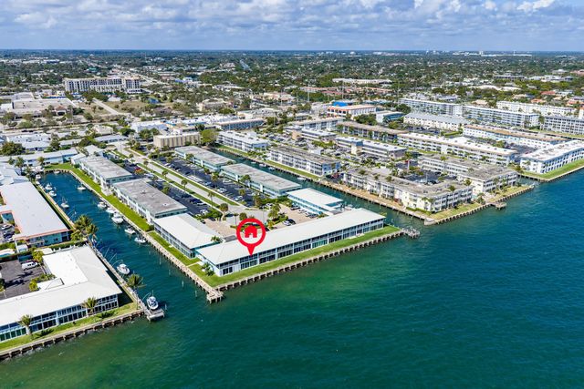 100 Wettaw Lane 6, North Palm Beach, FL 33408