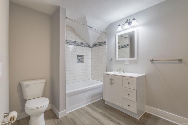 2340 S Anthony Boulevard, Fort Wayne, IN 46803