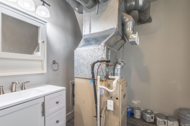 2340 S Anthony Boulevard, Fort Wayne, IN 46803