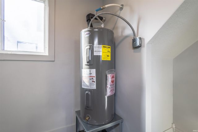 2340 S Anthony Boulevard, Fort Wayne, IN 46803